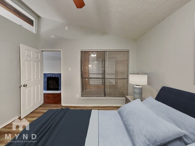 Photo - 1134 Hemlock Dr