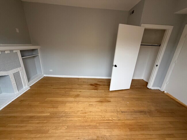 Photo - 1024 E Hyde Park Blvd Unit 3S