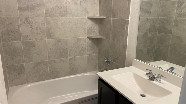 Photo - 340 Escondido Cir