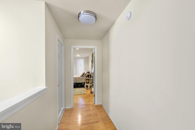 Photo - 234 Bainbridge St Unit 1R