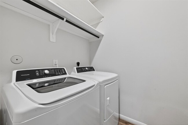 Photo - 8327 Bristlecone Pne Wy