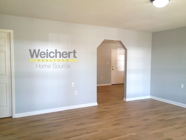 Photo - Freshly Remodeled 3BR/2BA with Carport & Spacious Backyard