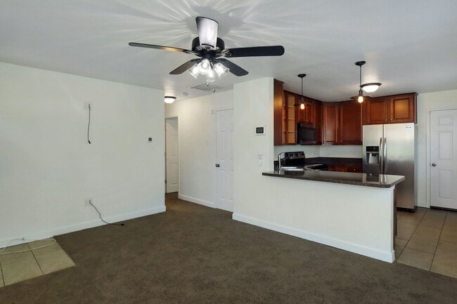 Photo - 1914 Somerville Dr