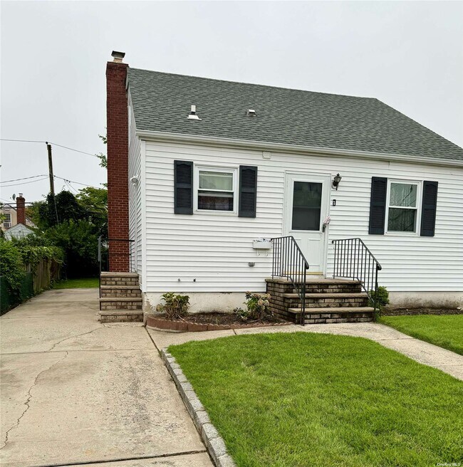 15 Fieldmere St  