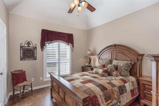 Photo - 8803 Falcon View Dr