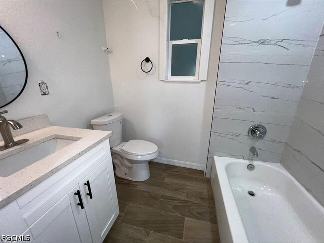 Photo - 1270 Allen St