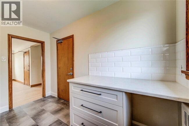 Photo - 5 Heiman St Unit 5