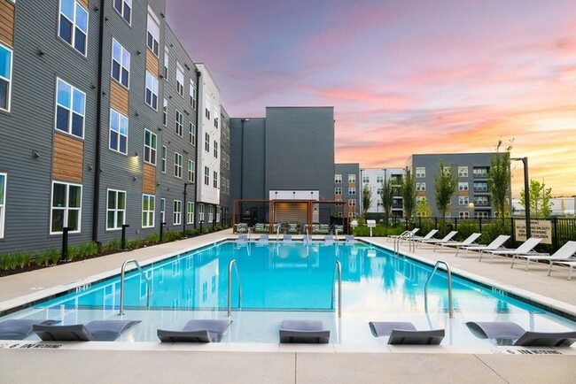 @10 - Flats at General Time Apartments