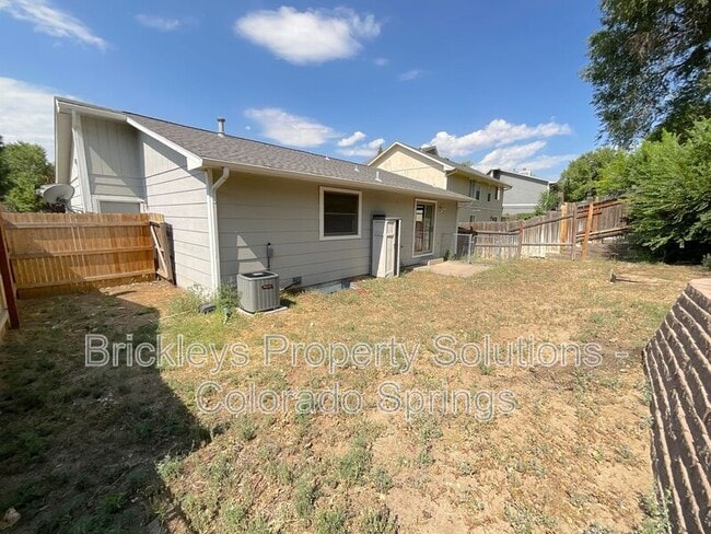Photo - 4375 Cassidy St