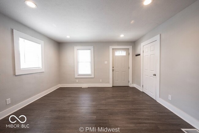 Photo - 237 Villa Ave