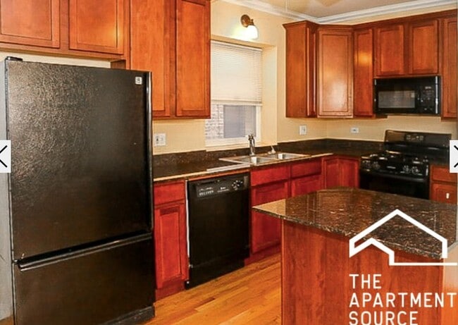 Photo - 634 W Roscoe St Unit 3
