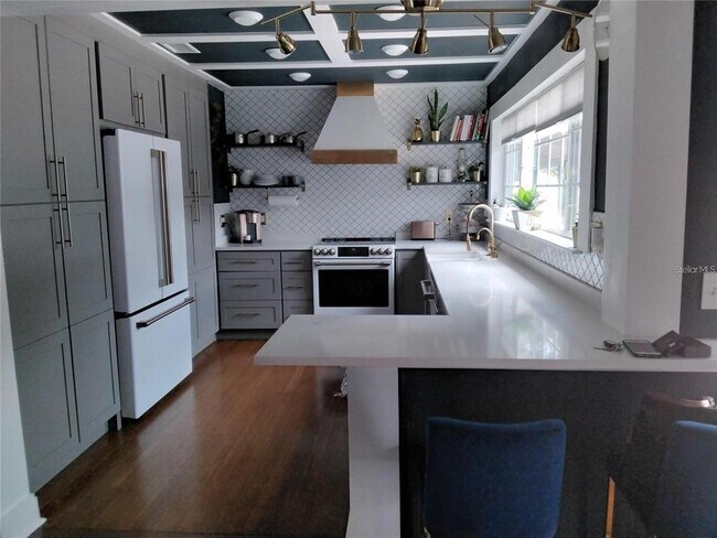 Photo - 6332 11th Ave S