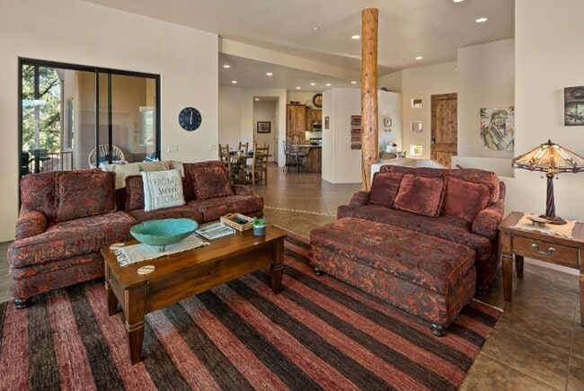 Photo - HOUSE - VILLAGE OF OAK CREEK - LAS PIEDRAS