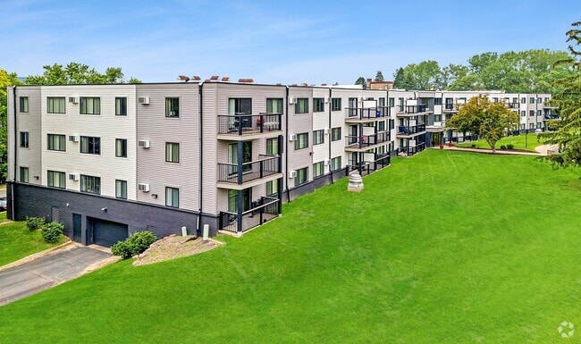Building Photo - Palisades Rental
