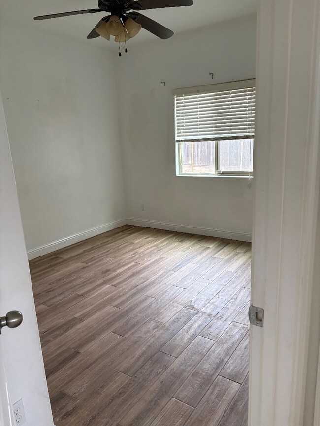 Photo - 3806 N Alamos Ave