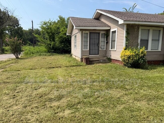Photo - 1400 Gulfport St
