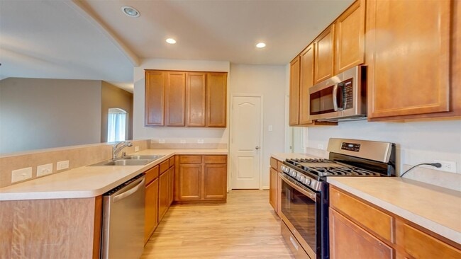 Photo - 2831 Lockeridge Bend Dr