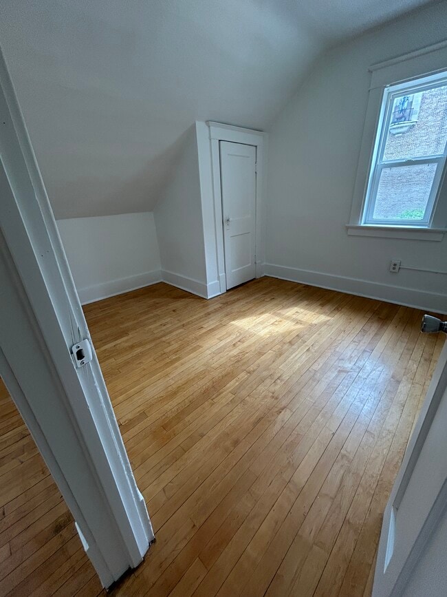 Photo - 7704 W Stevenson St