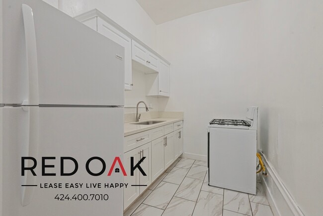 Photo - 854 S Oxford Ave Unidad 103