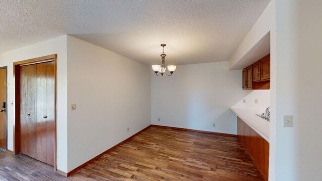 Photo - Doral Apartments