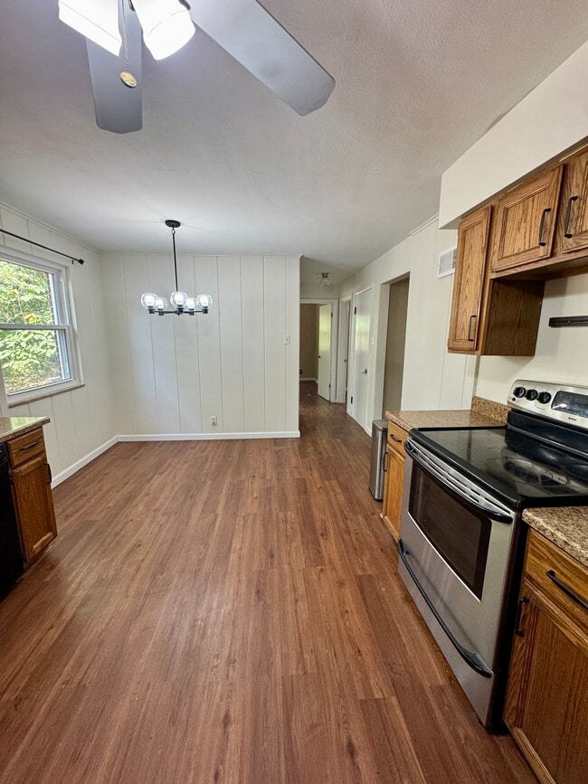 Photo - 10275 Kennerly Rd