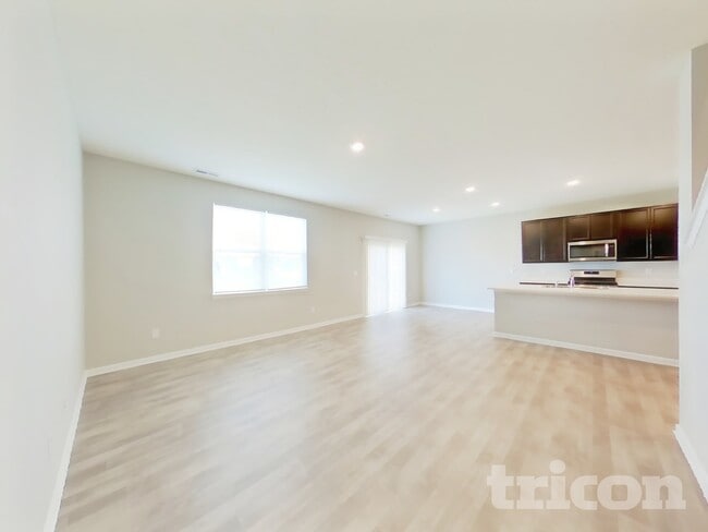 Photo - 9137 Hemingway Dr