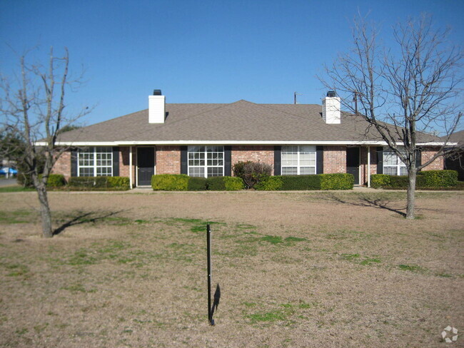 Building Photo - Duplex Rental