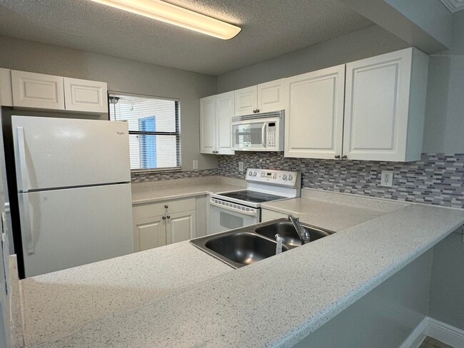 Photo - 1601 Windorah Way Unidad D