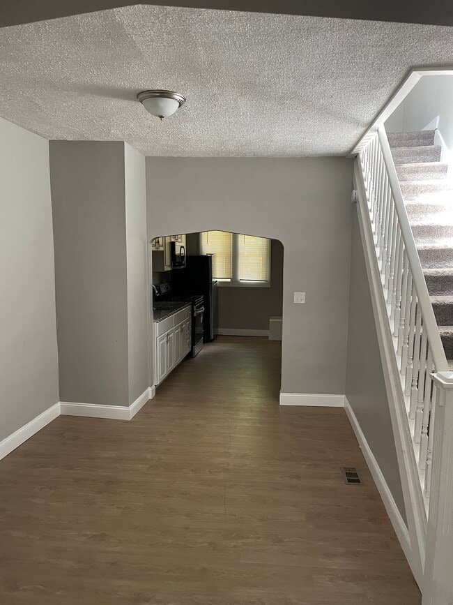 Photo - 1508 E 28th St