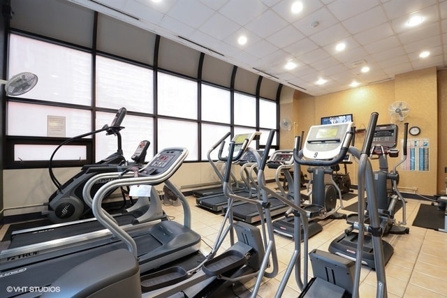 Photo - 211 E Ohio St Unit 2217