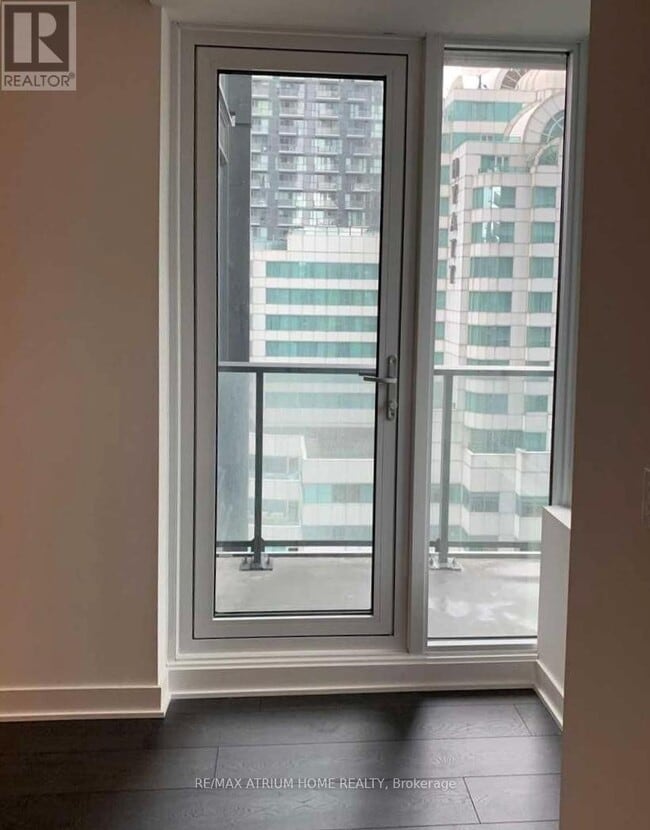 Photo - 115 Blue Jays Way Unit 1912