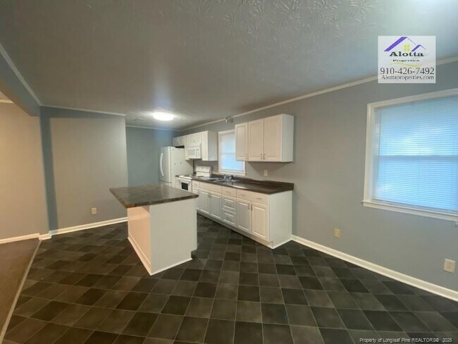 Photo - 6527 Tareyton Rd