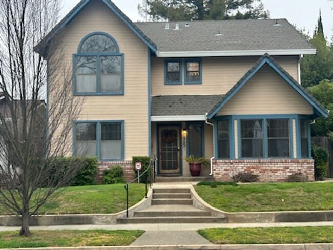 Building Photo - SHOWING FEB. 24, 26, AND 28 @ 12-12:30PM