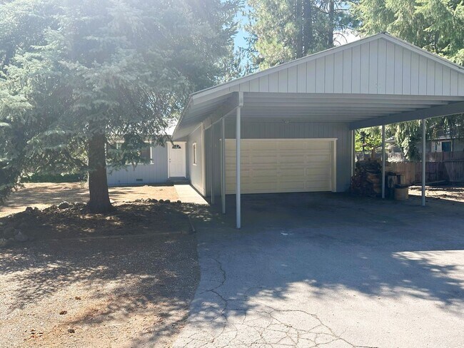 3 Bedroom 2 Bath House - 3 Bedroom 2 Bath House