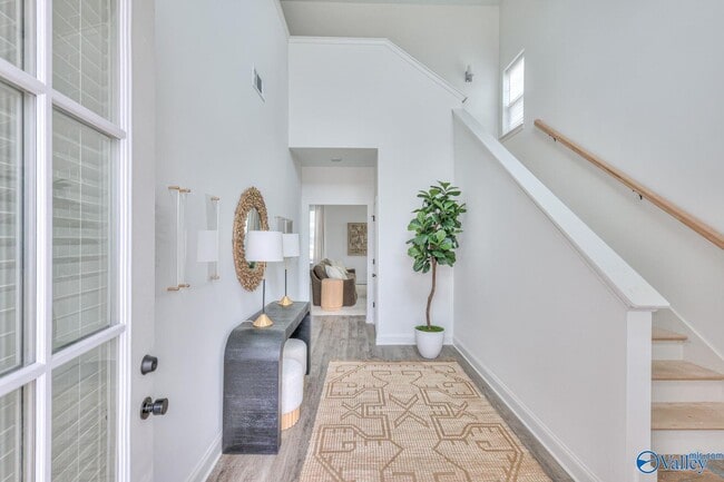 Photo - 500 Ovl Ave NW