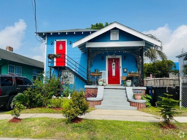 Building Photo - Charming 1BR Duplex in New Orleans Rental