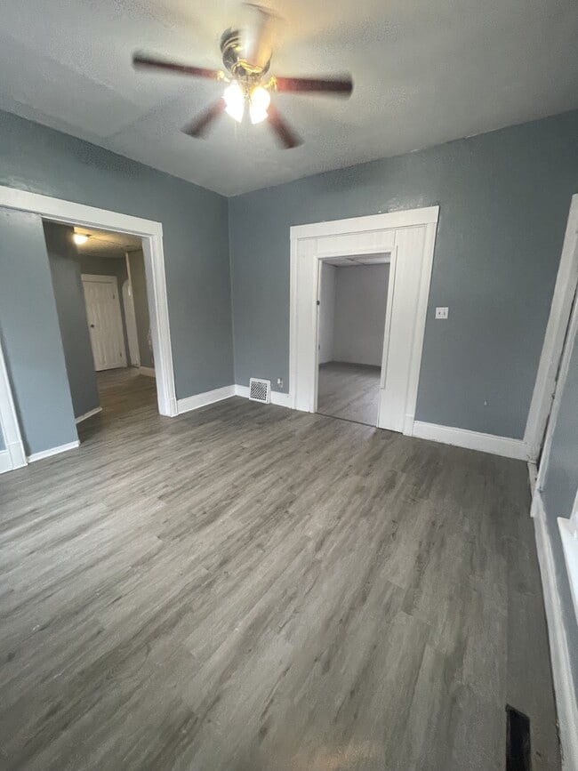 Photo - 1131 S 13th St