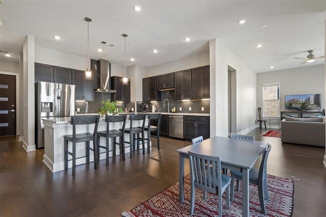 Photo - 4501 Jackson Ave Unit 5204