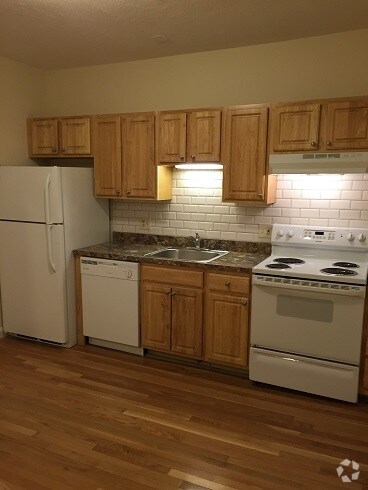 Building Photo - 120 Berkshire St Unit 5T Rental