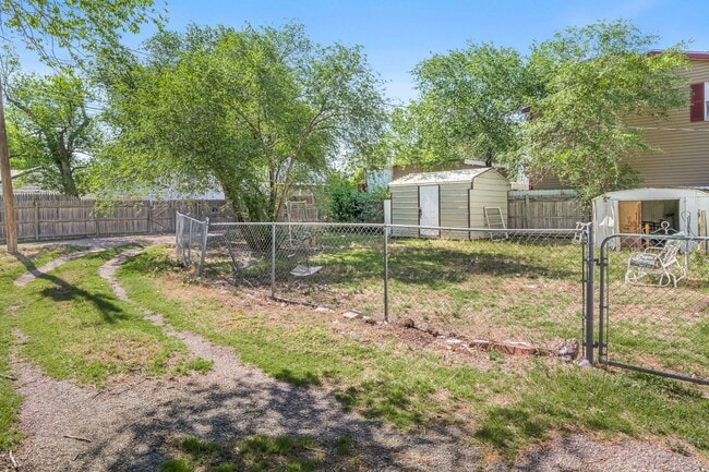 Photo - Two bedroom house for lease