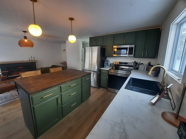 Photo - 389 Center St Unidad Furnished Boho Retreat