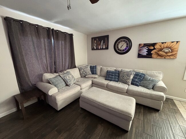 Photo - 4012 E 27th St