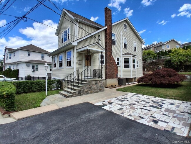 Photo - 16 Richardson Pl