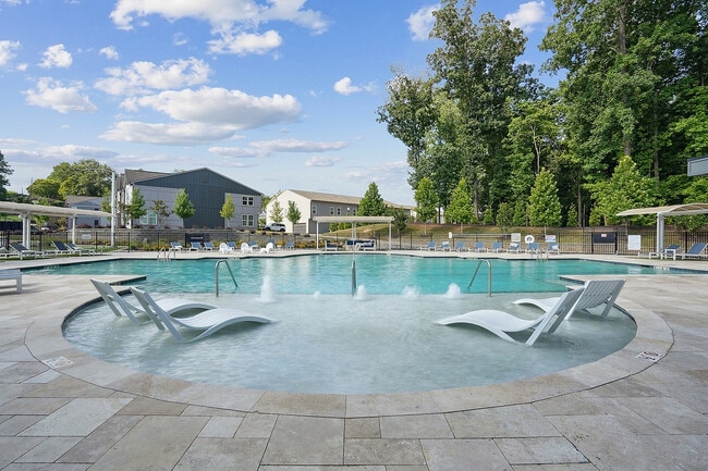 Blu South Swimming Pool
