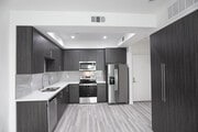 1BR, 1BA-721 SF
