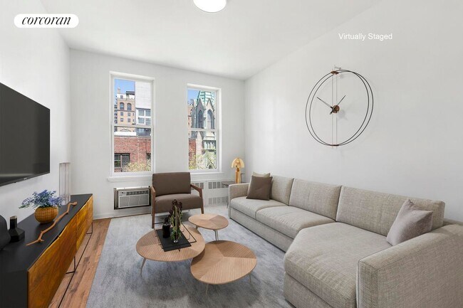 Building Photo - 320 W 22nd St Rental
