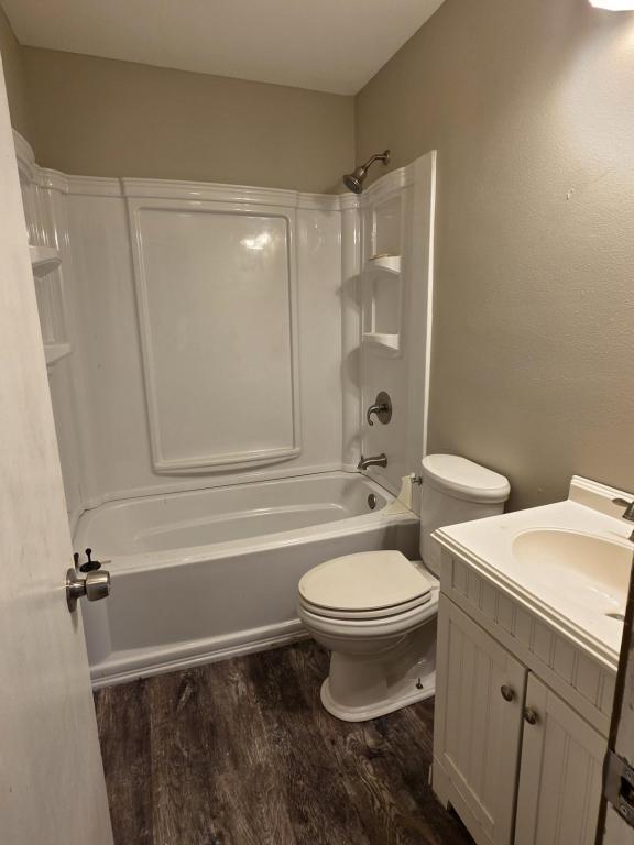 Photo - 555 S 9th St