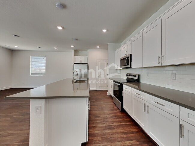 Photo - 10413 Medusita St