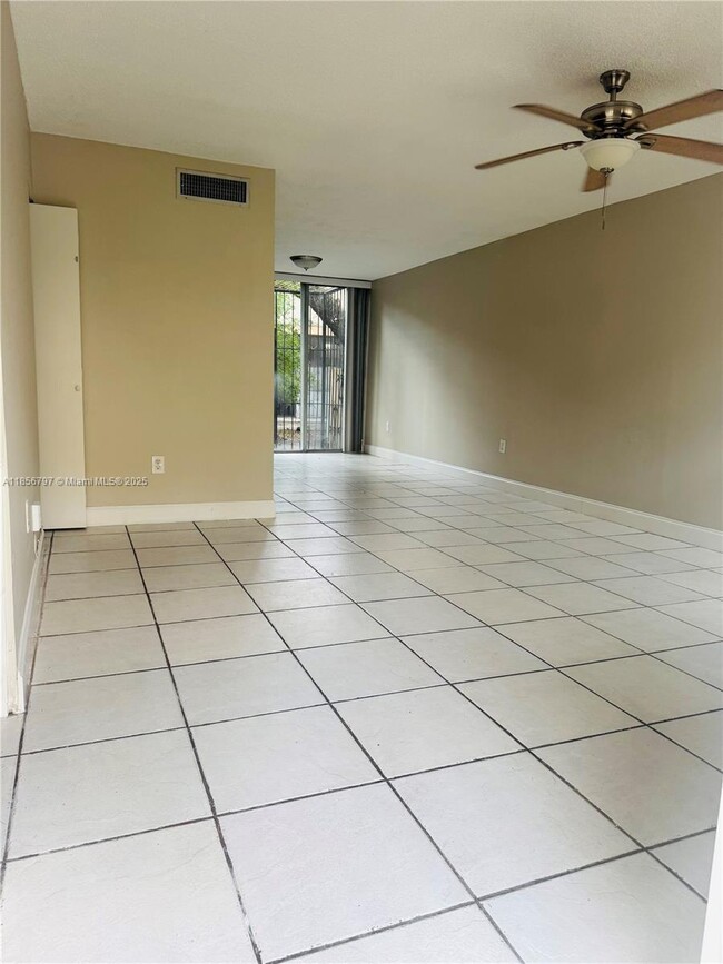 Photo - 6155 SW 69th St Unit 9