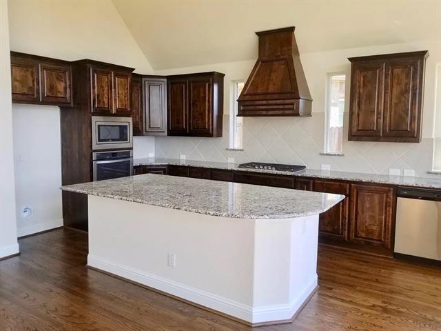 Photo - 625 Yarrow St